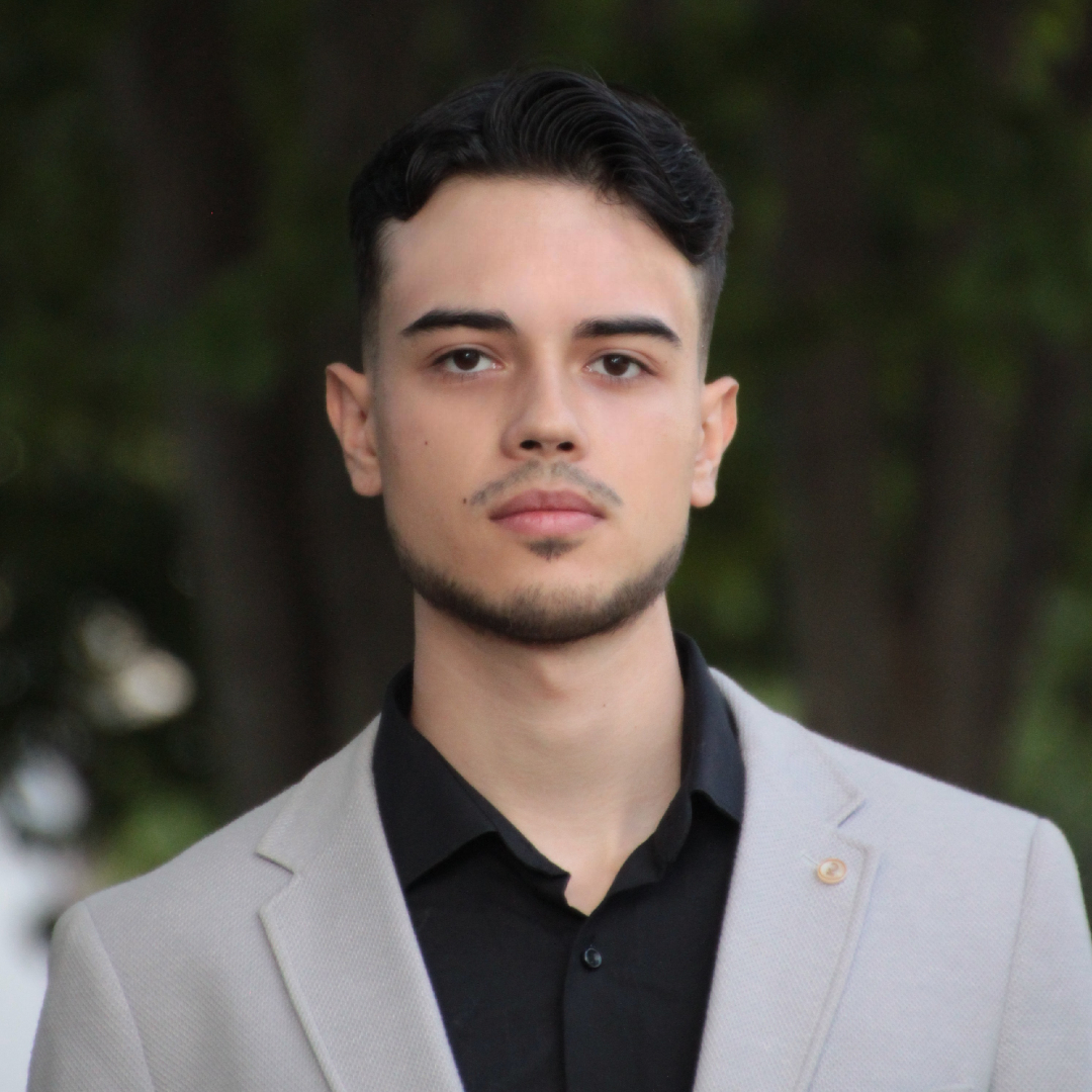 Emanuel Cuadros De Bejar